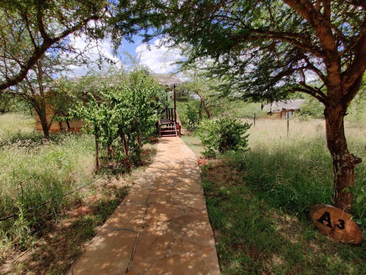 Oldonyo Orok Lodge Kajiado Exterior foto